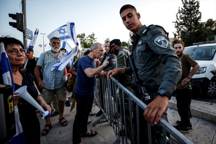 GÜNCELLEME - Batı Kudüs'te Netanyahu hükümetinin istifası ve erken seçim talebiyle gösteri düzenlendi