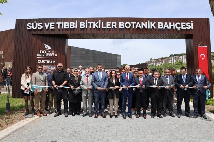 YÖK Başkanı Özvar, Düzce Üniversitesinde açılış ve toplantılara katıldı