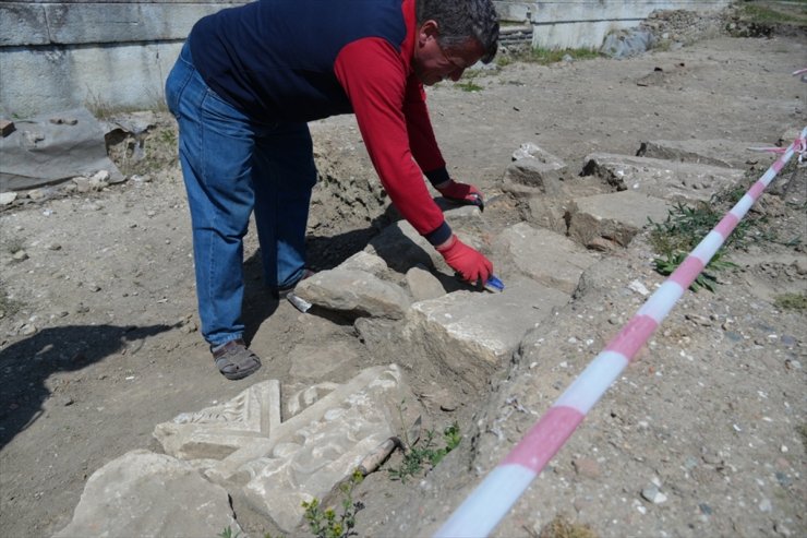 Düzce'de antik kentteki kazı çalışmaları sürüyor