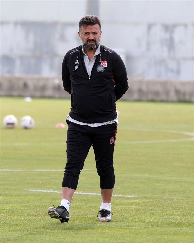 Sivasspor yeni sezonun planlamasını yapıyor