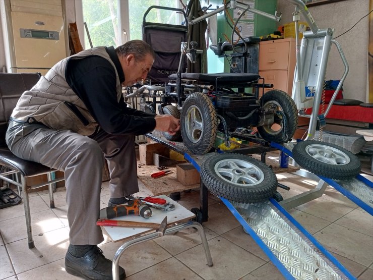 Zonguldak'ta engellilerin akülü araçları ve tekerlekli sandalyeleri ücretsiz onarılıyor