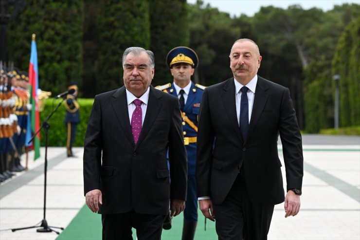 Azerbaycan ve Tacikistan, Stratejik Ortaklık Bildirisi imzaladı