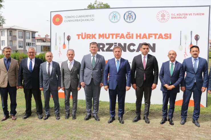 Erzincan'ın yöresel ürünleri "Türk Mutfağı Haftası"nda tanıtıldı
