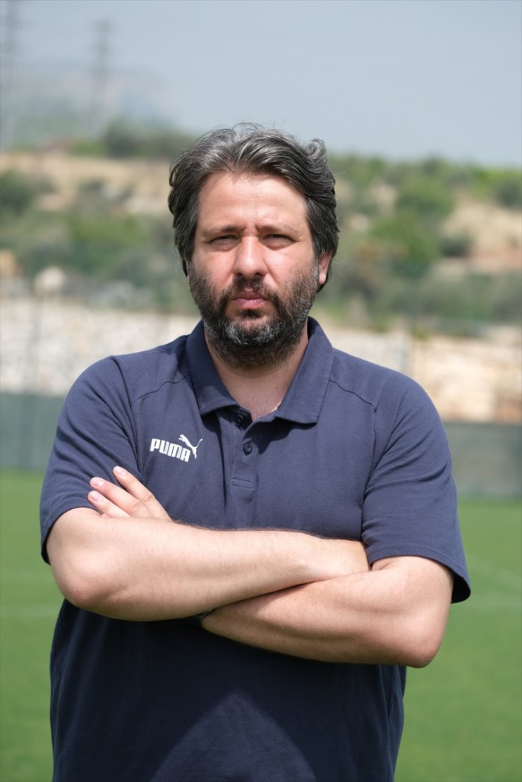 Hatayspor Teknik Direktörü Pulat, Hatay halkı için takımı Süper Lig'de tutmak istiyor: