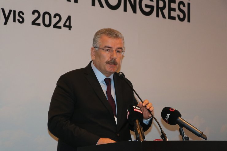 Adana'da, "Ulusal Hububat Konseyi 2024 Mısır ve Buğday Kongresi" yapıldı