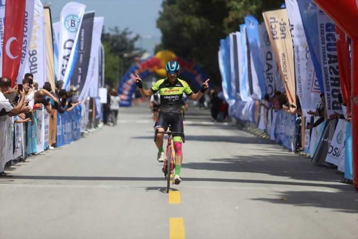 "Granfondo Bursa Bisiklet Yarışı"na 6 ülkeden 700'ü aşkın bisikletçi katıldı