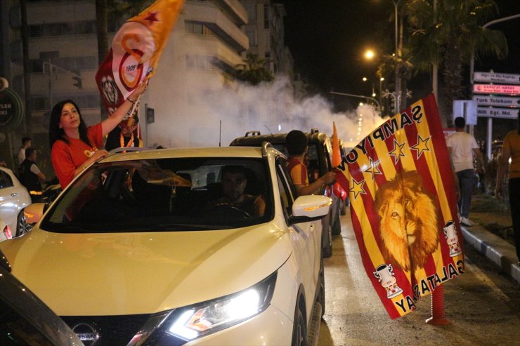 Adana ve çevre illerde Galatasaray'ın şampiyonluğu kutlandı