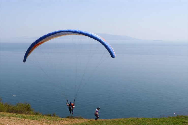 Ekstrem spor tutkunları Uçmakdere'de doğayla iç içe vakit geçiriyor