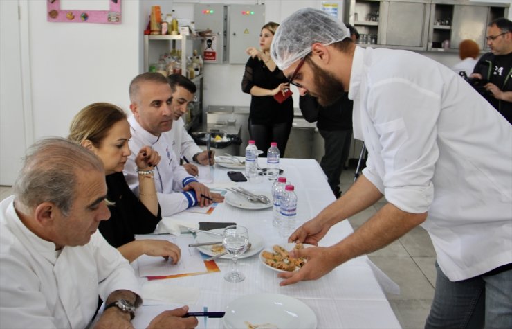 Sinop'ta geleceğin şefleri "en iyi tirit"i yapmak için yarıştı