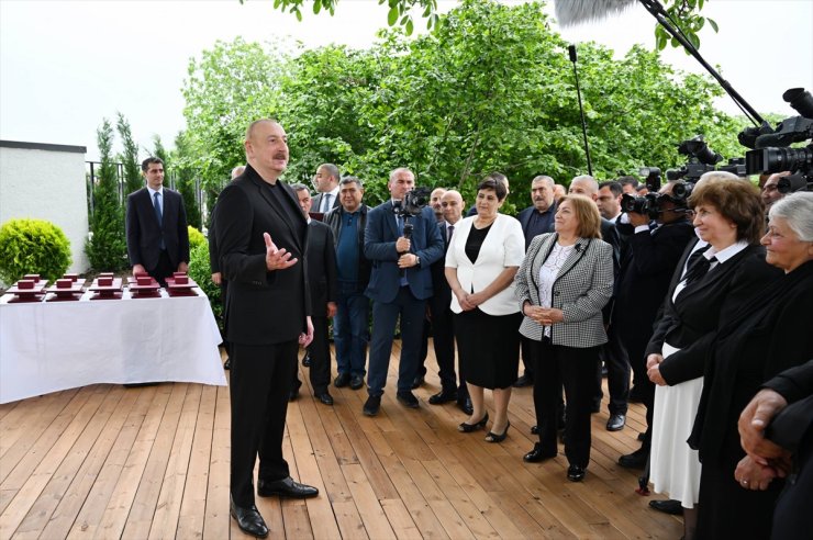 Ermenilerin katliam yaptığı Hocalı'ya Azerbaycanlı aileler yeniden yerleşmeye başladı