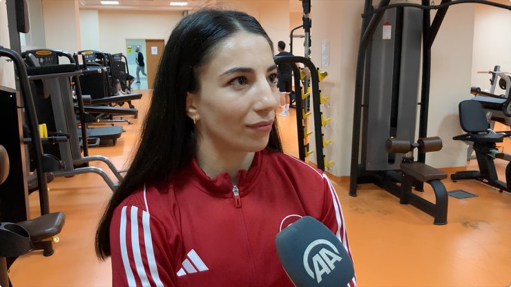 Milli kadın güreşçiler olimpiyatlara isimlerini "altın" harflerle yazdırmak istiyor