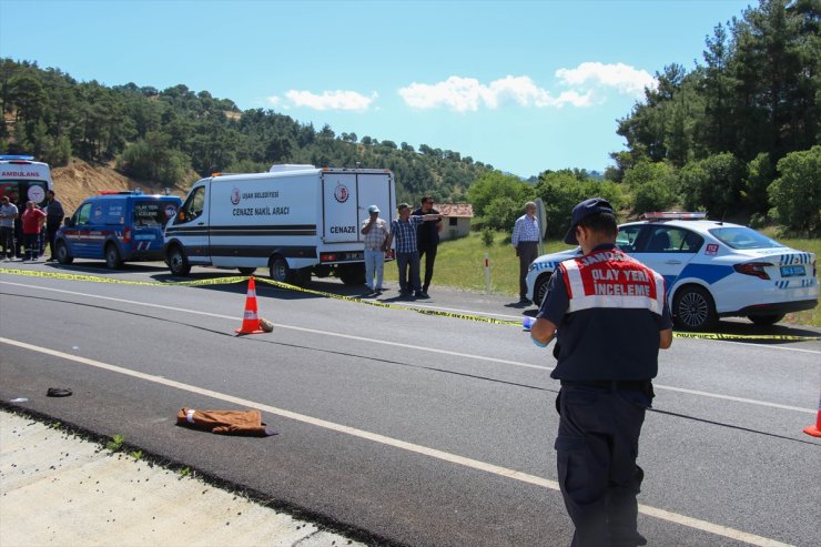 Uşak'ta otomobilin çarptığı yaya hayatını kaybetti