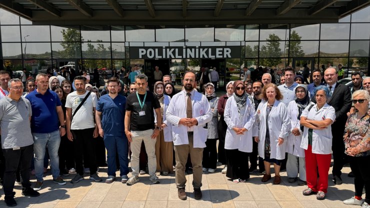 Bursa Şehir Hastanesi doktorlarından Filistin'e destek açıklaması