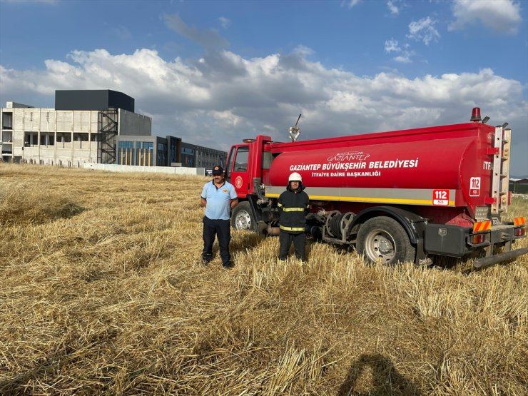 Gaziantep'te itfaiye ekipleri, çiftçilerle mahsul nöbeti tutuyor