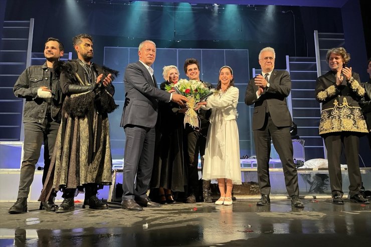 "Hamlet" oyunu Kayseri'de sahnelendi