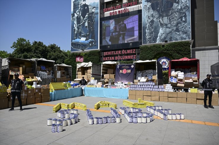 İstanbul merkezli "kaçak ve sahte oto yedek parça" operasyonunda 18 şüpheli yakalandı