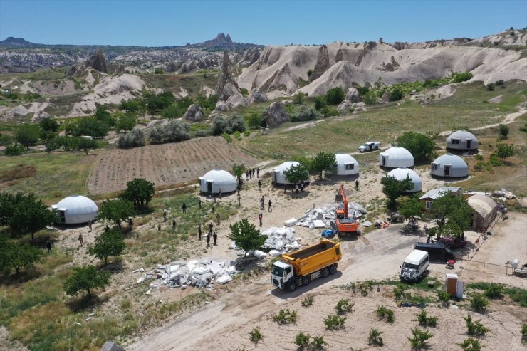 Kapadokya'da kaçak inşa edilen konaklama tesisi yıkıldı