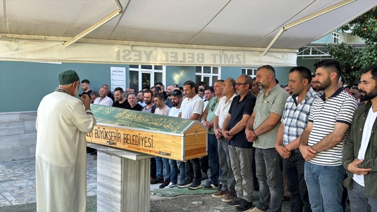 GÜNCELLEME - Kocaeli'de tersanedeki gemide çıkan yangında yaralanan personel öldü