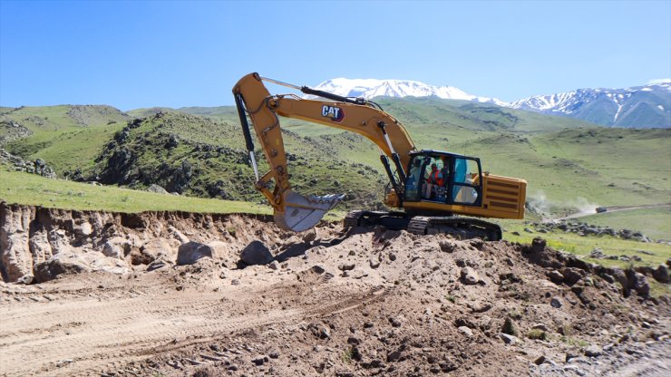 Ağrı Dağı'nda "turizm ve güvenlik yolu" yapılıyor