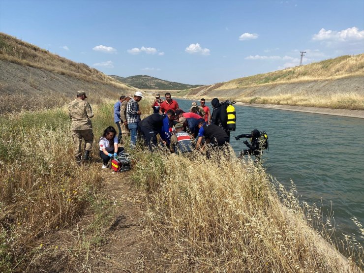 Gaziantep'te serinlemek için sulama kanalına giren genç boğuldu