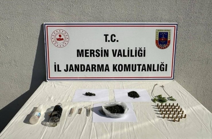 Mersin'de uyuşturucu operasyonlarında 5 zanlı tutuklandı