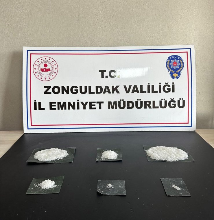 Zonguldak'ta uyuşturucu operasyonunda 3 şüpheli tutuklandı