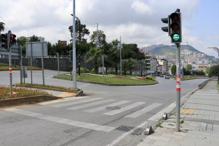 Trabzon'da İsrail trafik ışıklarıyla protesto edildi