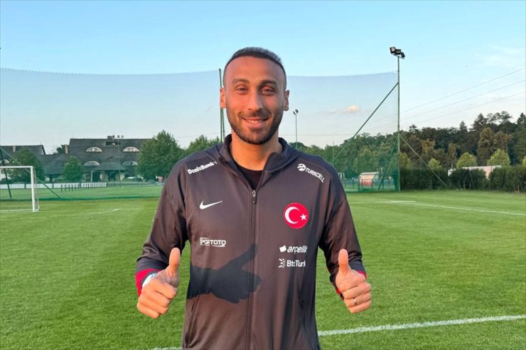 Milli futbolcu Cenk Tosun'dan Polonya kampında açıklamalar: