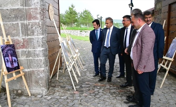 Ardahan'da "Urumçi'den Kudüs'e" fotoğraf sergisi açıldı