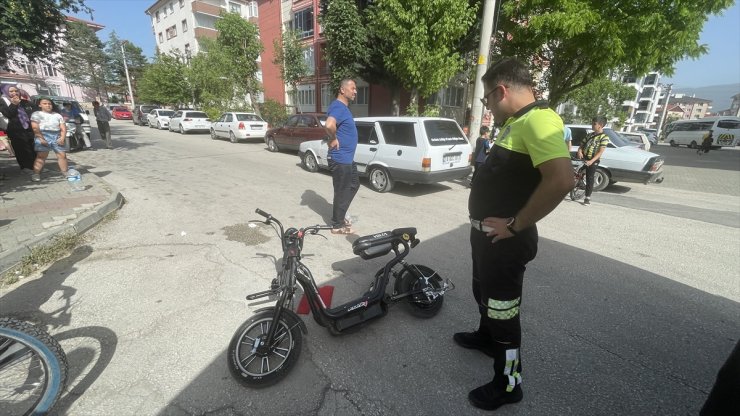 Bolu'da otomobilin çarptığı bisikletli çocuk yaralandı