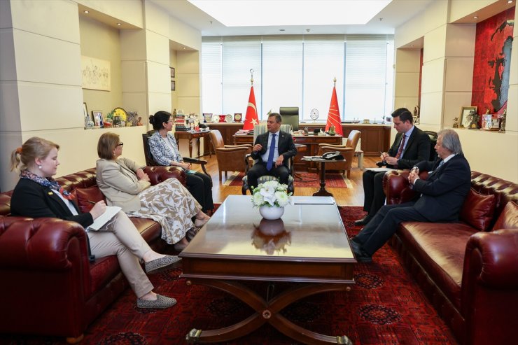 CHP Genel Başkanı Özel, Finlandiya'nın Ankara Büyükelçisi Hamalainen ile görüştü