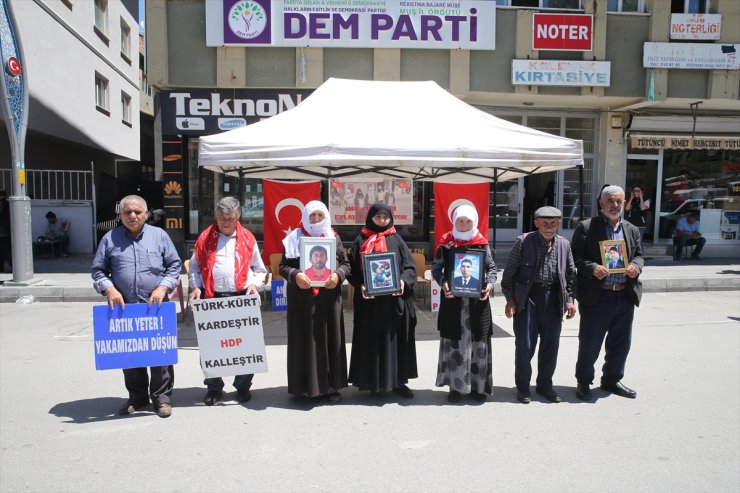 Evlatları dağa kaçırılan Muşlu aileler Kurban Bayramı'nı buruk karşılıyor