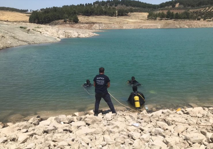 Hatay'da baraj gölüne giren çocuk boğuldu