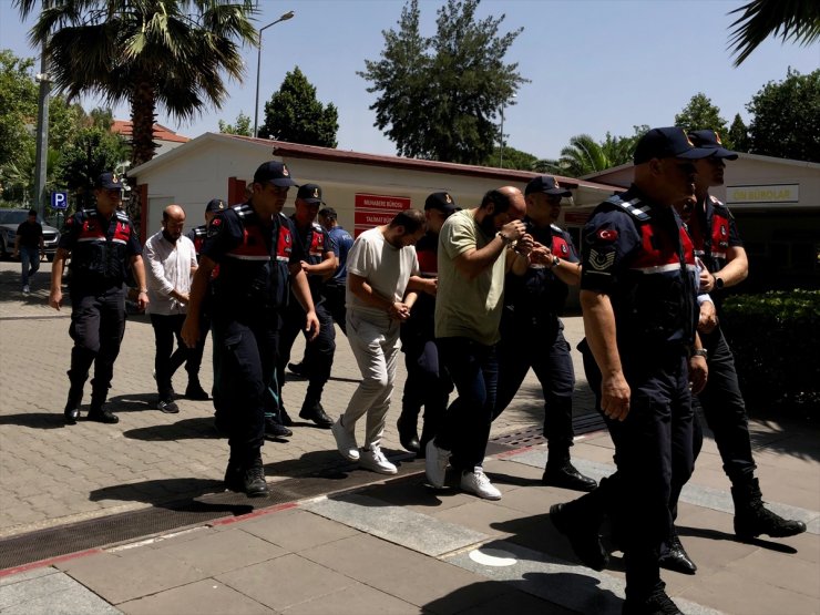 Aydın'da tefecilik yaptığı öne sürülen 3 şüpheli tutuklandı