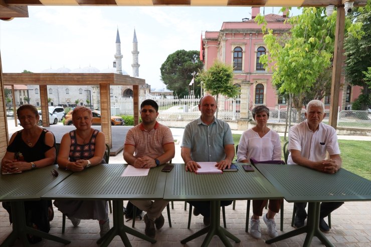 Edirne Kent Konseyi belediye meclisinin yaptığı şehir içi ulaşım zammına tepkili