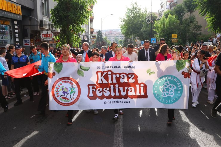 Tekirdağ'da 58. Uluslararası Kiraz Festivali'nde ateş yakıldı