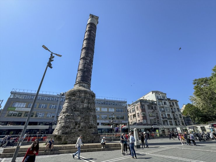 İstanbul'un tarihine tanıklık eden Çemberlitaş sütunu 1700 yıldır ayakta