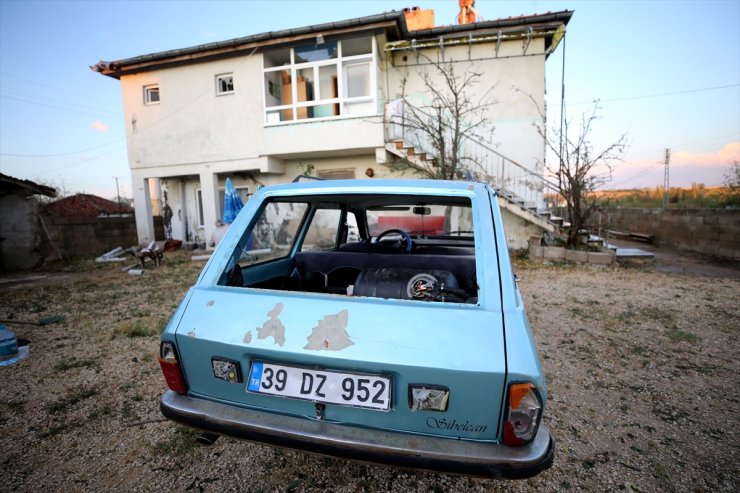 Kırklareli'nde etkili olan dolu tarım alanları, araç ve evlere zarar verdi