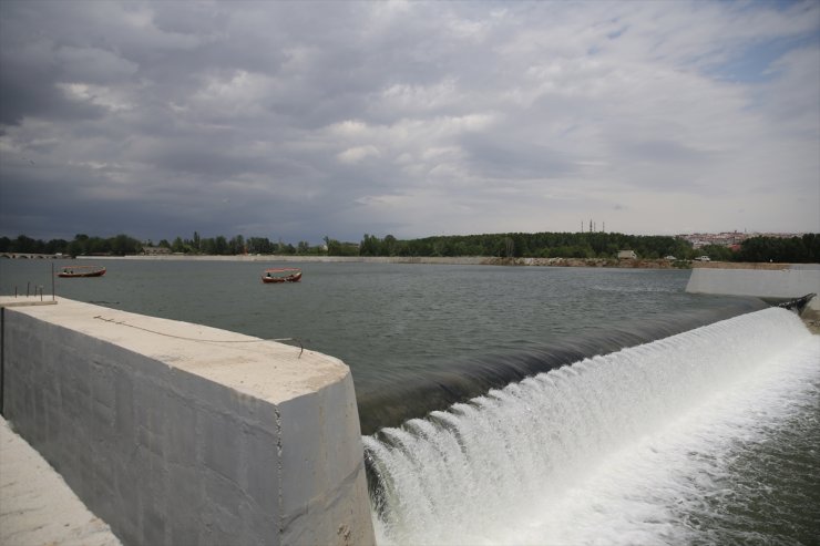 Meriç Nehri'ndeki hidroelektrik santralinden gelecek ay elektrik üretimine başlanacak