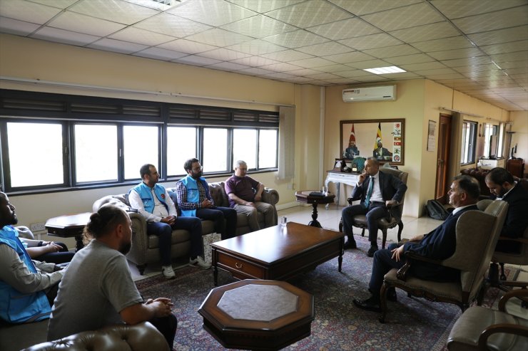 Türkiye Diyanet Vakfı heyeti Kampala Büyükelçiliğini ziyaret etti