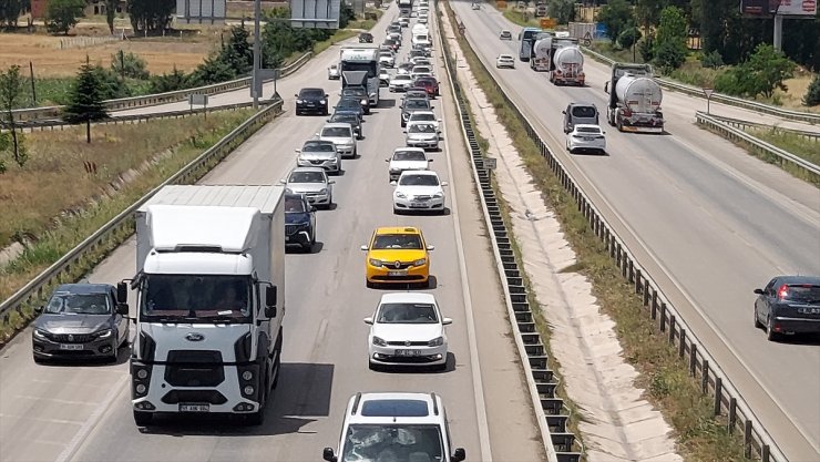Ankara-Samsun kara yolu Amasya geçişinde trafik önlemleri artırıldı