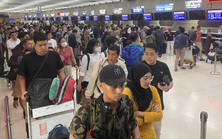 Endonezyalı Müslümanların geleneksel bayram göçü "mudik" başladı