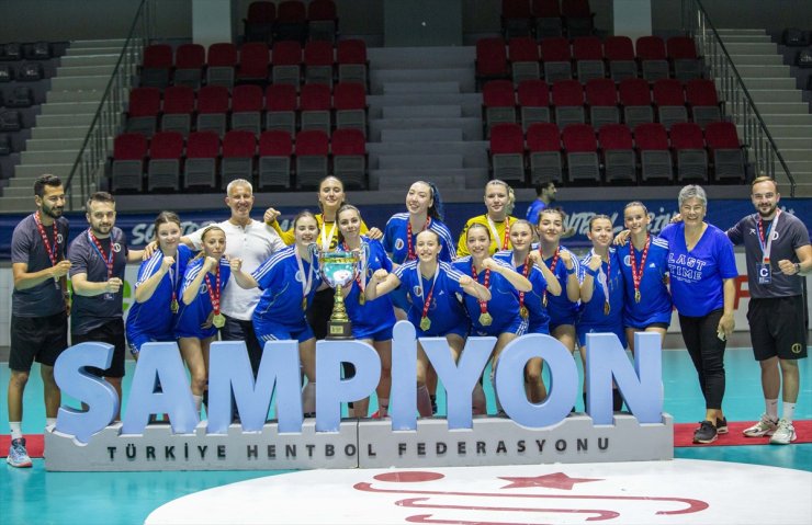 Genç Kızlar Türkiye Hentbol Şampiyonası'nı Anadolu Üniversitesi kazandı