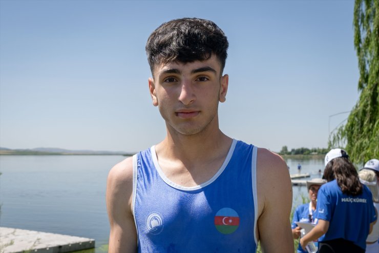 Azerbaycan Genç Milli Kürek Takımı, Ankara'daki kupaya "renk" kattı