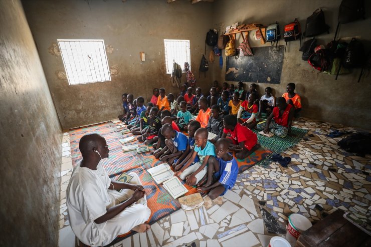 Dünyada eğitim hakkından en çok Afrikalı çocuklar mahrum kalıyor