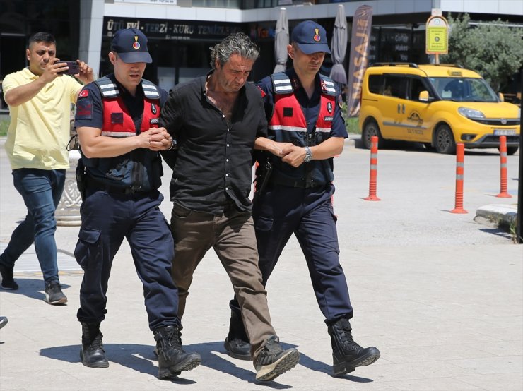 GÜNCELLEME - İstanbul'da denizde halıya sarılmış ceset bulunmasına ilişkin şüphelilerden 1'i Edirne'de yakalandı