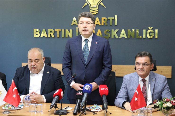 Adalet Bakanı Tunç, Bartın'da bayramlaşma programlarına katıldı:
