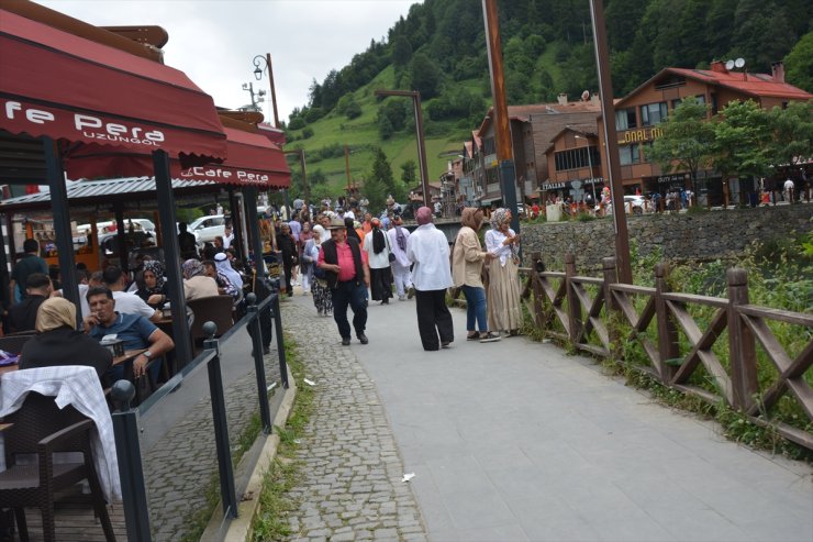 Uzungöl bayramda turistlerin gözde mekanları arasında yerini aldı