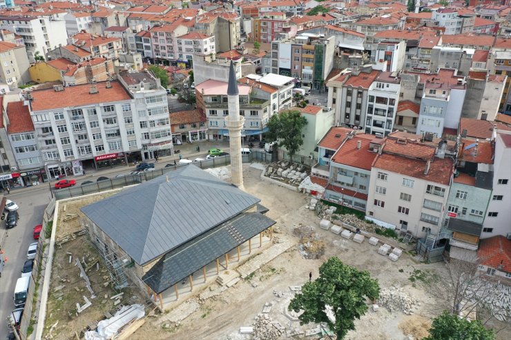 Edirne'de restorasyonu süren Muradiye Camisi'nin temel ve duvarları güçlendirildi