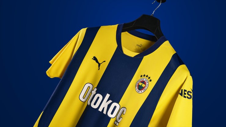 Fenerbahçe yeni sezon formalarını tanıttı